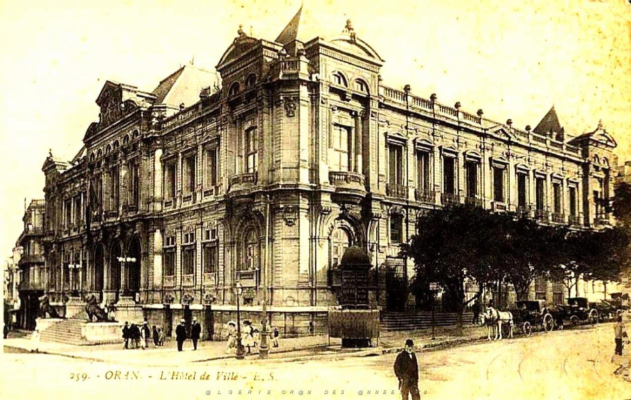 PA b- 024- Hotel de ville.jpg